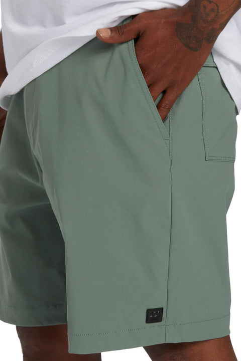 Billabong Surftrek Plus Hybrid Short - Surplus - Closeup
