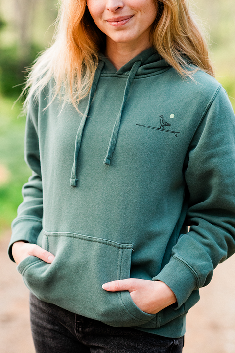 Moment Lt. Dan Pullover Hoodie - Pigment Alpine Green - Front Closeup