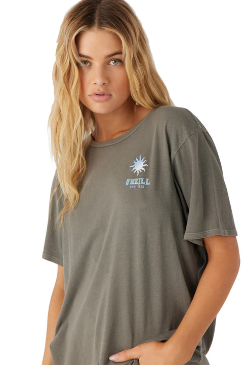 O'Neill No Takers Tee - Smoked Pearl- Close up on front logo