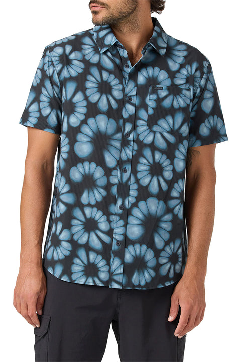 O'neill TRVLR Perforated Printed SS Shirt - Black- Front
