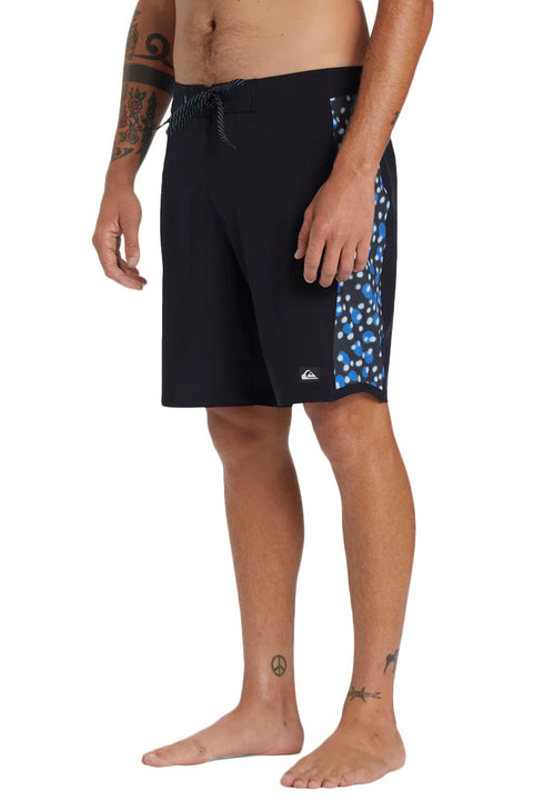 Quiksilver Surfsilk Arch 19" Boardshorts - Black- Side