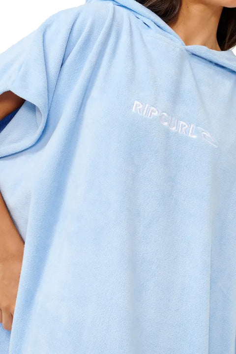 Rip Curl Classic Surf Hooded Towel - Mid Blue- Close up on logo