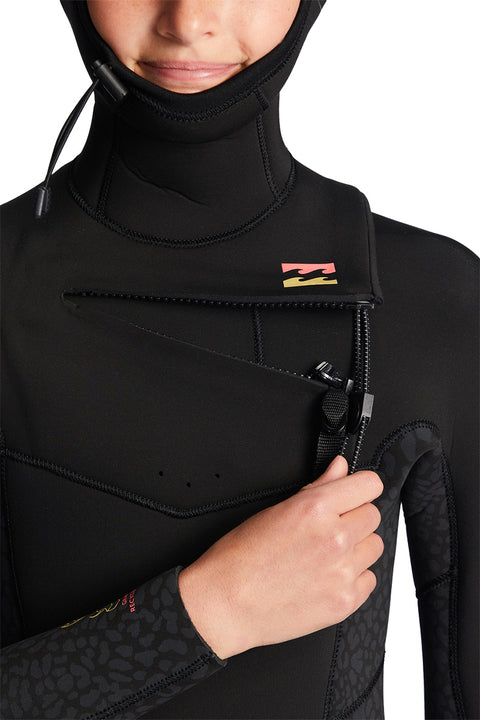 Billabong Girl's 5/4 Synergy CZ Hooded Wetsuit - Wild Black - Chest Closeup