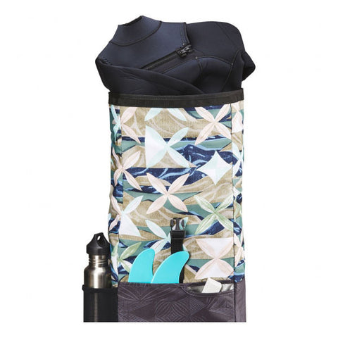 Dakine Plate Lunch Section Wet/Dry 28L Backpack - Island Bloom