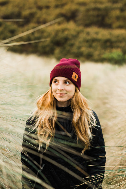 Moment Haystack Beanie - Maroon