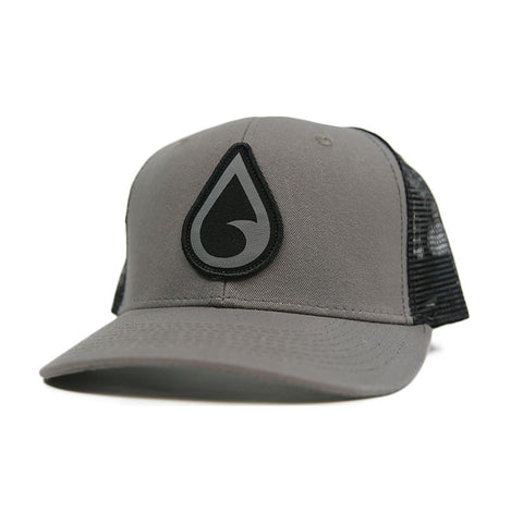 Moment Raindrop Trucker Hat - Grey / Black