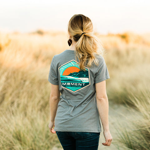 Moment Sunset Cape Tee - Heather Grey
