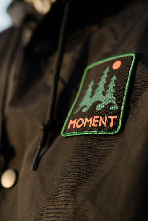 Moment Trees & Waves Rain Jacket - Black