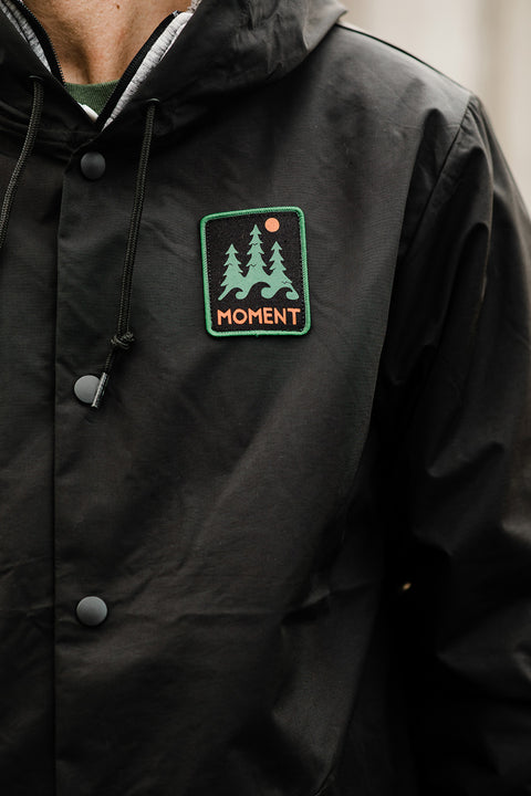 Moment Trees & Waves Rain Jacket - Black