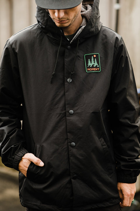 Moment Trees & Waves Rain Jacket - Black