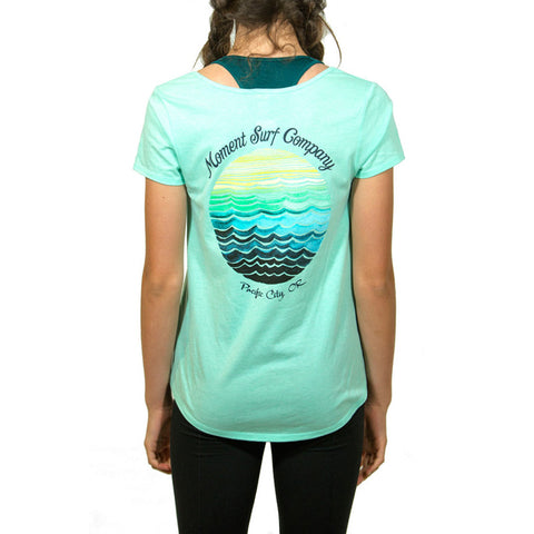 Moment The Sea Women's Scoop Neck Tee
