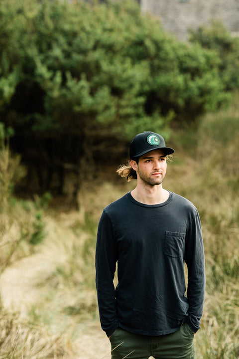 Moment Moon & Wave Hat - Black