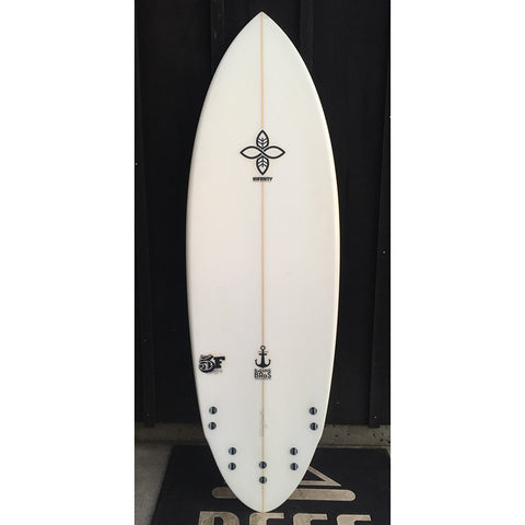Used Infiniti 5'8" 5F Surfboard