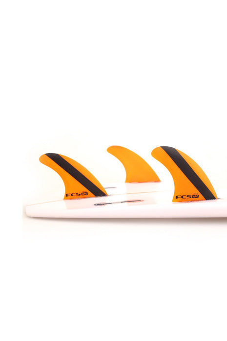 FCS ARC Medium Tri Fin Set- Fins in board