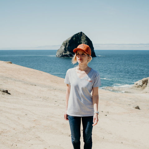 Moment Moon & Wave Women's V-Neck Tee - Heather Grey
