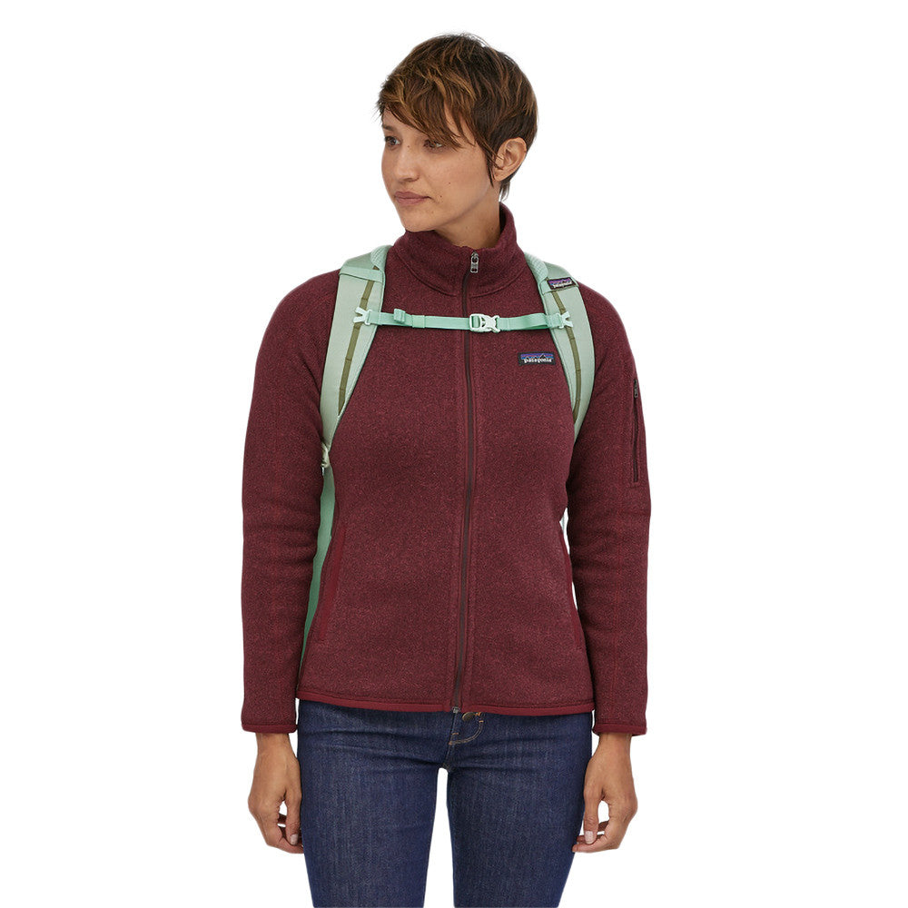 Patagonia women's chacabuco pack 28l clearance